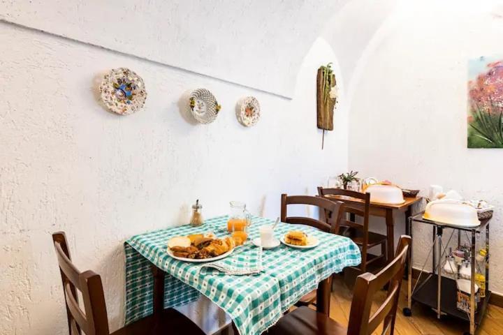 Bed & Breakfast L'Erica Финале Лигуре Екстериор снимка
