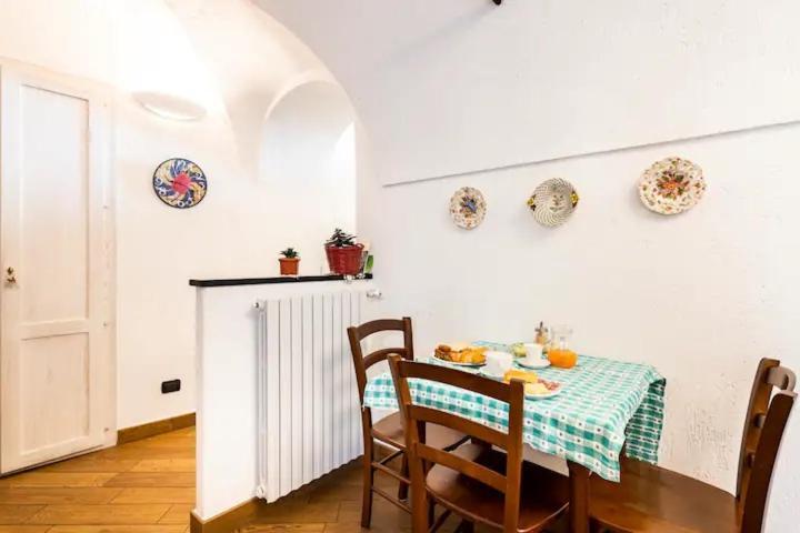 Bed & Breakfast L'Erica Финале Лигуре Екстериор снимка